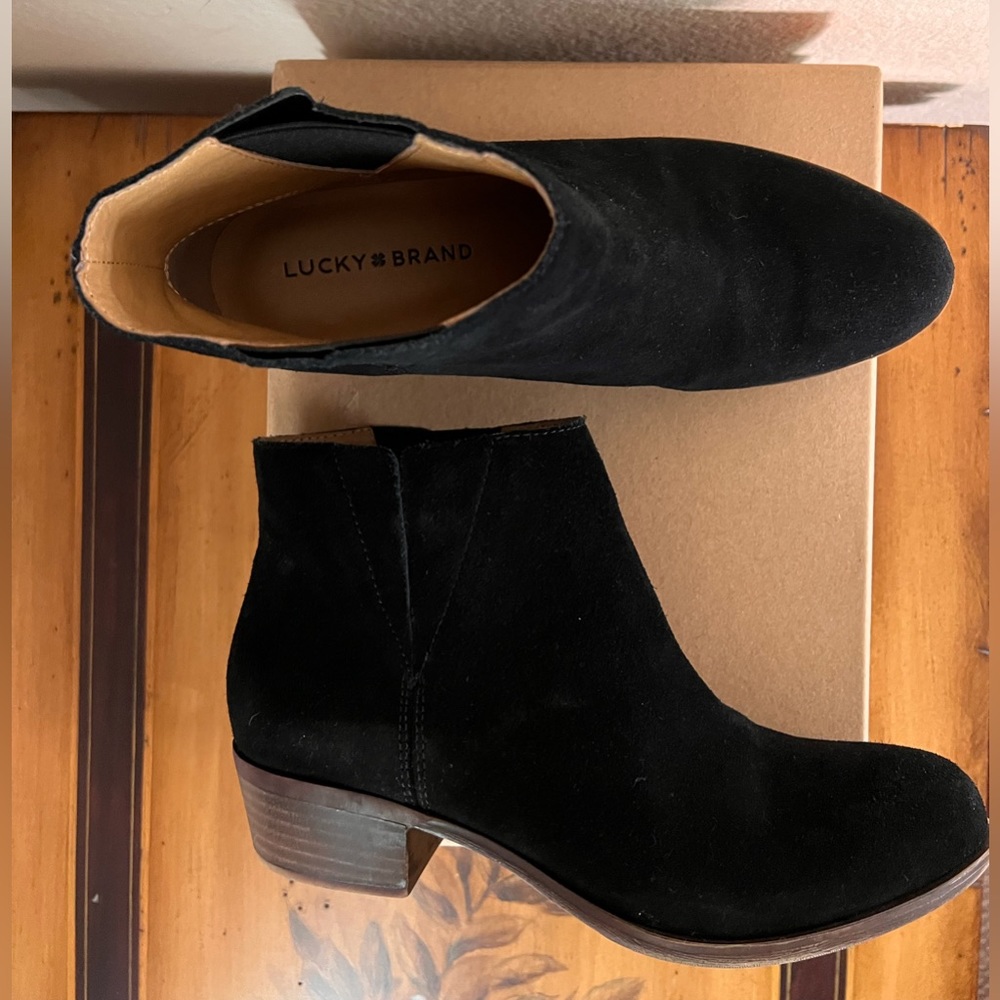 Lucky Brand~ Black Heeled Suede Leather Ankle Boots -Banissa- Size 8M